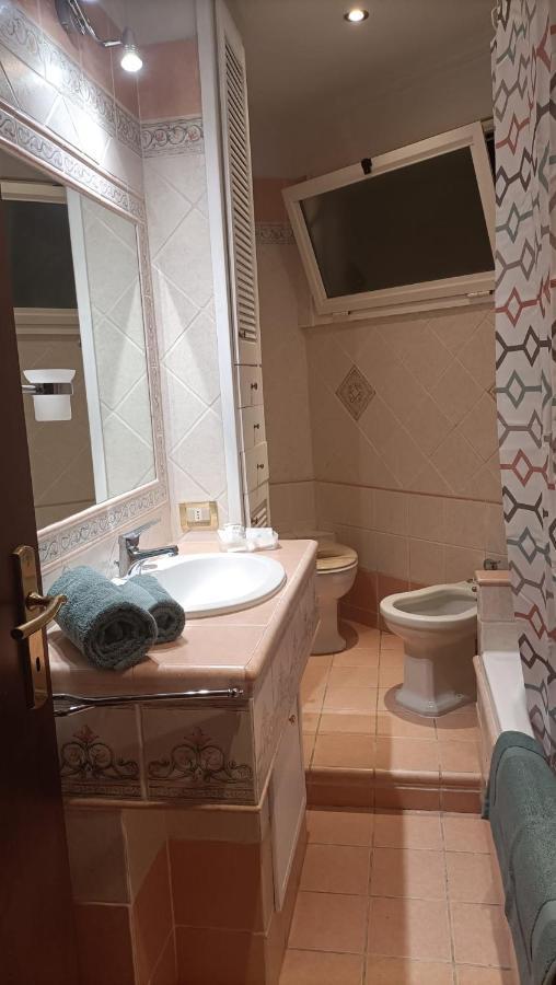 Domus Vacanze Romane Exterior photo